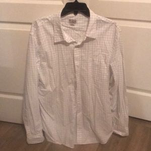 Men’s locker no sleeve button down shirt